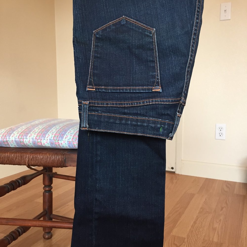 J BRAND – Dark Blue Straight Leg Jeans - Sz 32